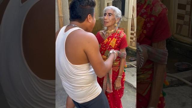 Romantic pati ka harqat #funny #viral#shorts Romantic pati ka harqat #funny #viral#shorts
