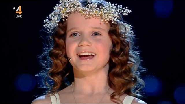 Amira willighagen - ave maria (hd quality) - semi-finals holland's got talent - 21 december 2013 Amira willighagen - ave maria (hd quality) - semi-finals holland's got talent - 21 december 2013
