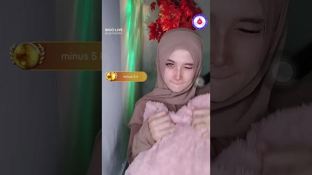 Miss chylla halu parah Miss chylla halu parah
