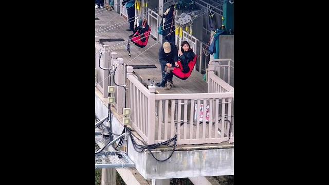 The miss of march in yangchun is just like your gentle transit# high-altitude zipline# zhangjiajie The miss of march in yangchun is just like your gentle transit# high-altitude zipline# zhangjiajie