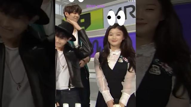 The way the girl looked at taehyung immediately when he slipped #shorts #taehyung #bts The way the girl looked at taehyung immediately when he slipped #shorts #taehyung #bts