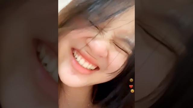 Kienzy ngamuk" pake baju seksi.... Kienzy ngamuk" pake baju seksi....