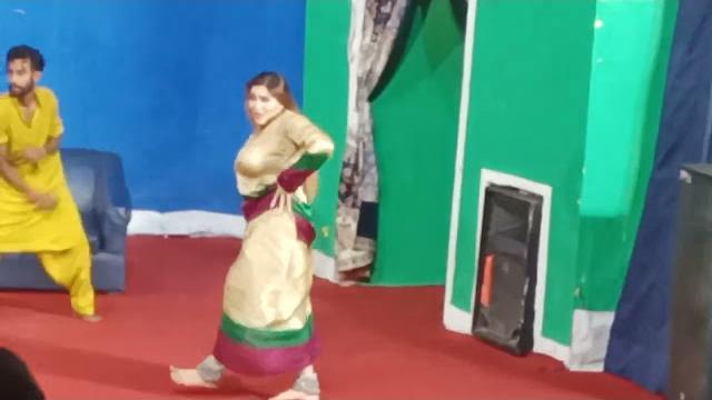 Khushboo khan mujra Khushboo khan mujra