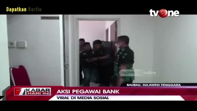 Viral aksi pegawai bank Viral aksi pegawai bank