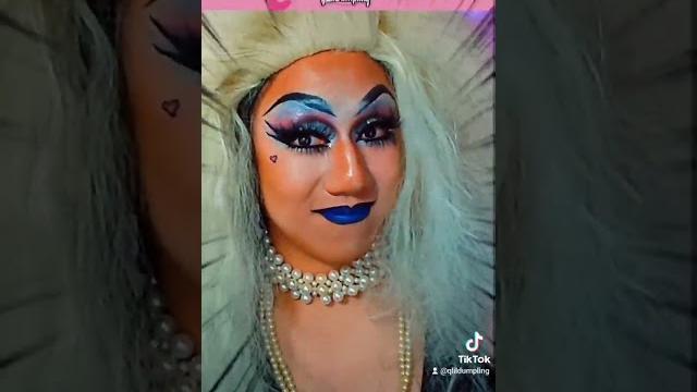 Messy sexy queen Messy sexy queen