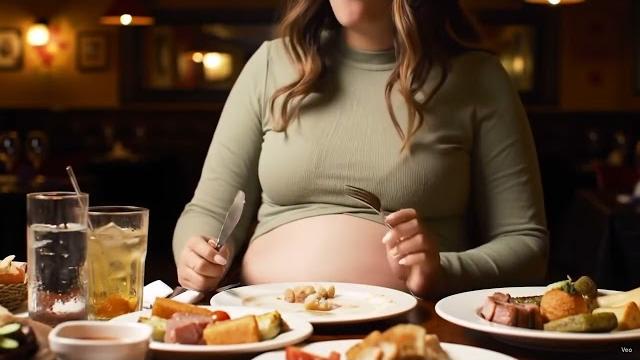 Belly stuffing girl 1 Belly stuffing girl 1