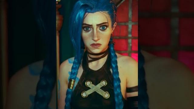 Jinx cosplay ( arcane ) Jinx cosplay ( arcane )