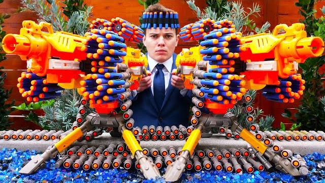 Nerf war: 13 million subscribers Nerf war: 13 million subscribers