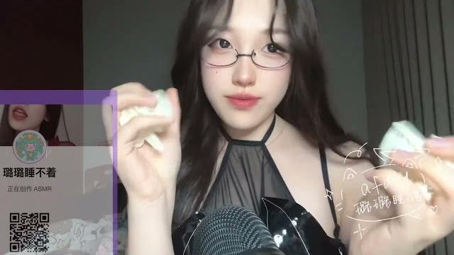 璐璐睡不着 下体强化训练助眠asmr舔耳福利资源#评论区更多福利 璐璐睡不着 下体强化训练助眠asmr舔耳福利资源#评论区更多福利
