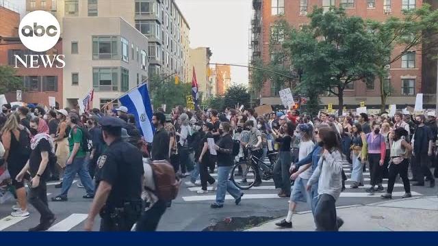 86 arrested at anti-ice protest in new york city 86 arrested at anti-ice protest in new york city