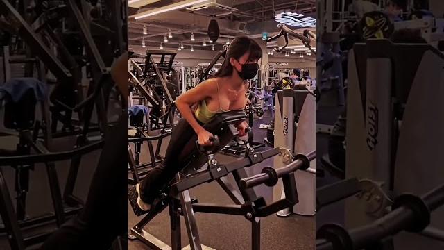 【擦边观察】健身房里看到的,有点像娜娜 #dancemoves #meme 【擦边观察】健身房里看到的,有点像娜娜 #dancemoves #meme
