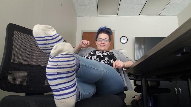 Asmr stinky shoe strip and smell Asmr stinky shoe strip and smell