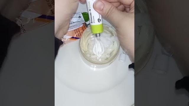 Hand & feet whitening cream Hand & feet whitening cream
