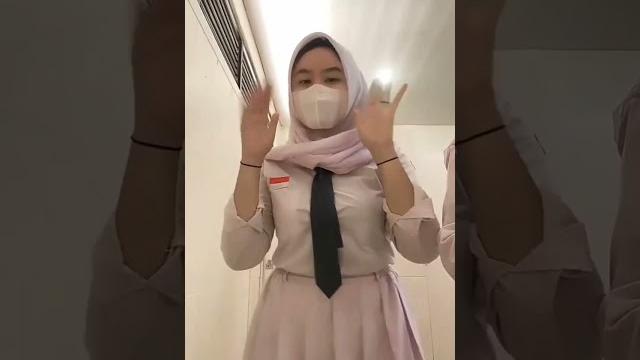 Inikah yang kalian cari bocil sma viral di toilet Inikah yang kalian cari bocil sma viral di toilet