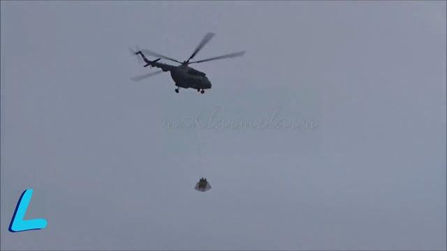 Вертолет над москвой с людьми Вертолет над москвой с людьми