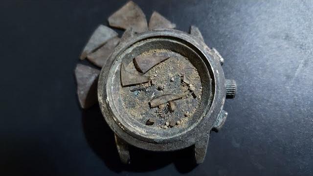 Monster watch restoration. restauracion del reloj moustro Monster watch restoration. restauracion del reloj moustro