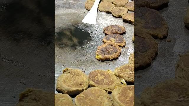 The last treat at hotel zaiqa paramount colony #viral #shorts #short #trending #viral #streetfood The last treat at hotel zaiqa paramount colony #viral #shorts #short #trending #viral #streetfood