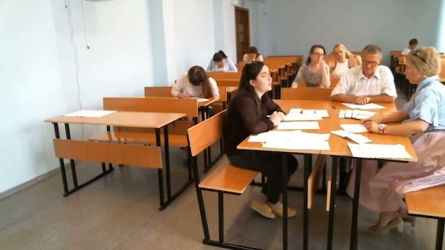 Russian teacher shoeplay! Russian teacher shoeplay!