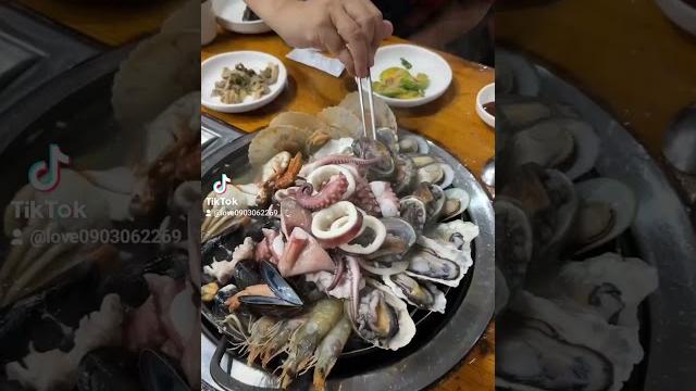 2023/9/2(六)韓國濟州島環島第4天.今天我跟三姐留守飯店.讓我的腿緩解一下.一早2人去登山 我跟三姐飯店附近市場逛逛.當地市場探險一下~晚餐繞了一圈(想吃的沒開)還是吃有名的燒肉店~2023/ 2023/9/2(六)韓國濟州島環島第4天.今天我跟三姐留守飯店.讓我的腿緩解一下.一早2人去登山 我跟三姐飯店附近市場逛逛.當地市場探險一下~晚餐繞了一圈(想吃的沒開)還是吃有名的燒肉店~2023/