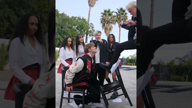 Kiss challenge watch to the end !! Kiss challenge watch to the end !!