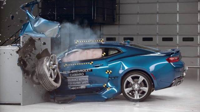 Iihs muscle car crash tests Iihs muscle car crash tests
