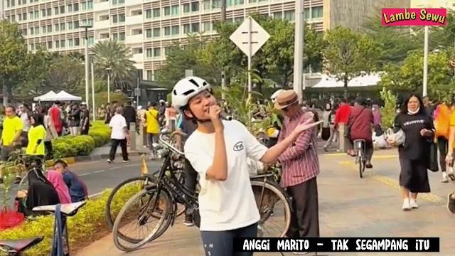 Anggi marito - tak segampang itu (live at cfd) Anggi marito - tak segampang itu (live at cfd)
