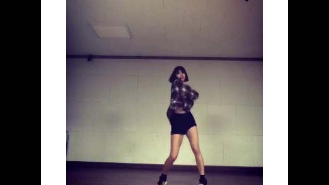Dia eunice sexy dancing Dia eunice sexy dancing