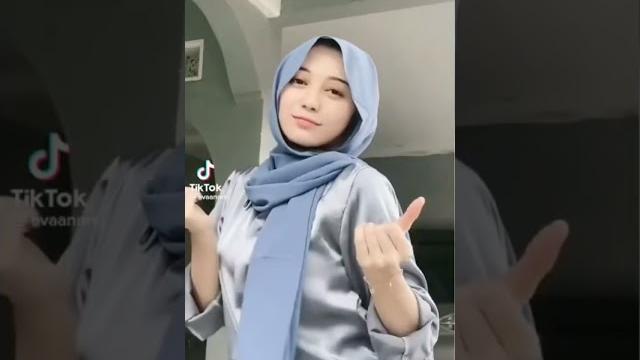Hijab goyang rude boy Hijab goyang rude boy
