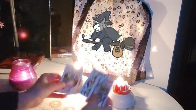 Гадания на рождество и сочельник на суженого. Гадания на рождество и сочельник на суженого.