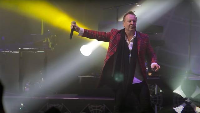 Simple minds - new gold dream (live in edinburgh 2015) Simple minds - new gold dream (live in edinburgh 2015)