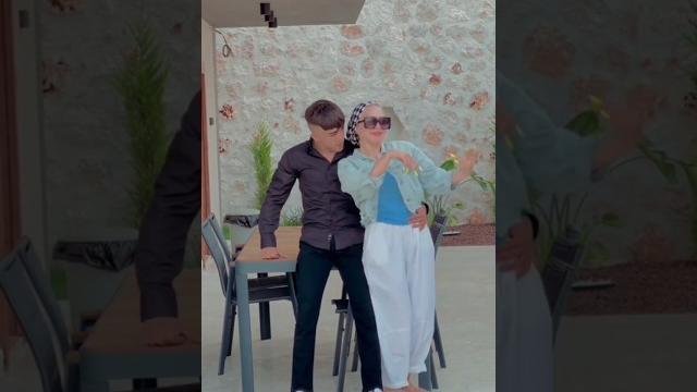 Pembe panter tiktok fenomeni türbanlı esra rabia ünsal kucak dans yaptığı özdemirkol #hijab #türban Pembe panter tiktok fenomeni türbanlı esra rabia ünsal kucak dans yaptığı özdemirkol #hijab #türban