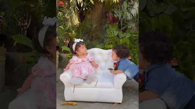 Bebês gêmeos fazendo vídeos de namorados *atores baby* Bebês gêmeos fazendo vídeos de namorados *atores baby*