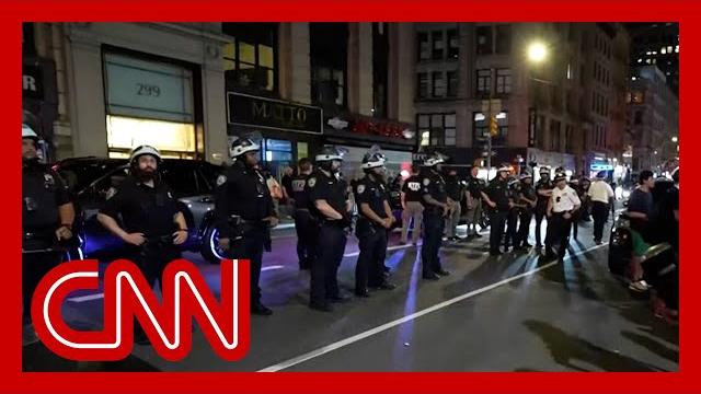 People are protesting against ice raids across the us People are protesting against ice raids across the us