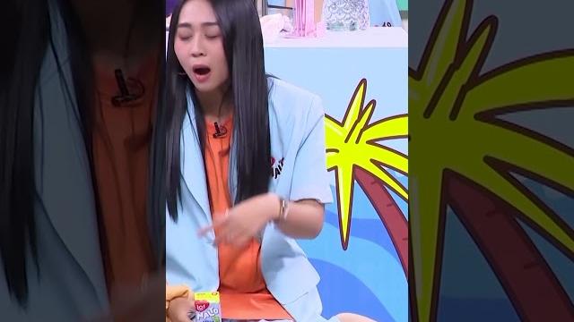 Tiktoker haha cười xỉu up xỉu down với "thiếu nữ" cody | lớp học hoàn mỹ #shorts #lophochoanmy Tiktoker haha cười xỉu up xỉu down với "thiếu nữ" cody | lớp học hoàn mỹ #shorts #lophochoanmy