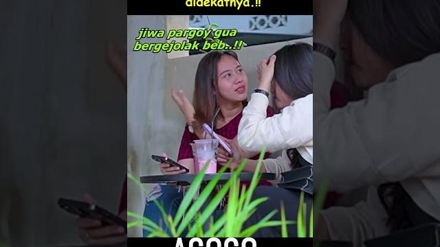 Gembel pargoy depan cafe#agogoviolin #prank #gembel Gembel pargoy depan cafe#agogoviolin #prank #gembel