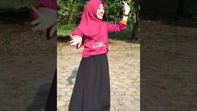 Bu guru kita #buguru #tombokangen Bu guru kita #buguru #tombokangen