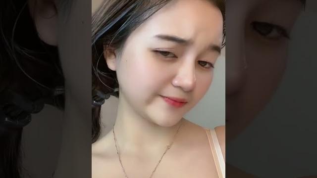 Kienzy goyang bikin muncrat Kienzy goyang bikin muncrat