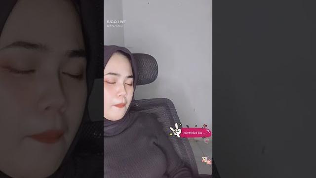 Hijab ketat gesek gesek botol sampe kena pelanggaran #top #viral #ejandjj #hijab #live Hijab ketat gesek gesek botol sampe kena pelanggaran #top #viral #ejandjj #hijab #live