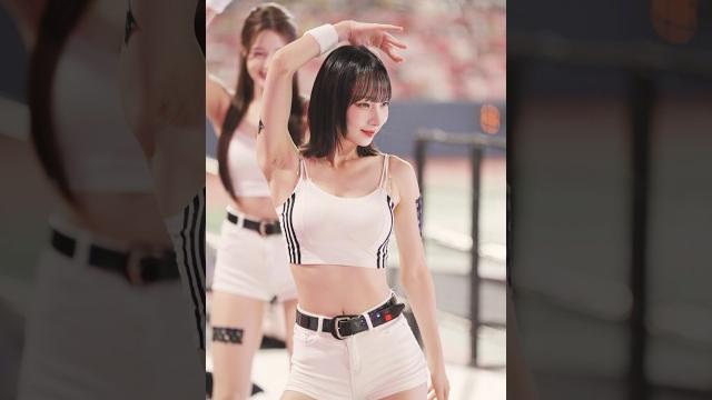 커떽논쟁 불붙인 섹시 up 아웃송 #정희정 kt 위즈 #치어리더 커떽논쟁 불붙인 섹시 up 아웃송 #정희정 kt 위즈 #치어리더
