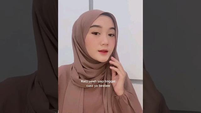 Ini dia cara paling simple memakai hijab pashmina Ini dia cara paling simple memakai hijab pashmina