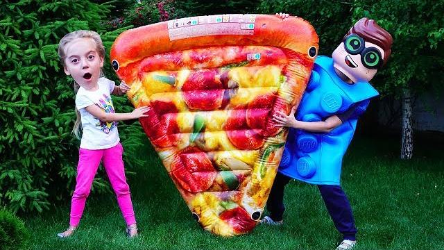 Ulya and funny guest play with inflatable toys Ulya and funny guest play with inflatable toys