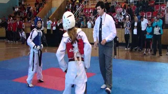 37kg cigdem simsek - oznur guven (37kg 1st final turkish cadet nationality team electins 2011) 37kg cigdem simsek - oznur guven (37kg 1st final turkish cadet nationality team electins 2011)