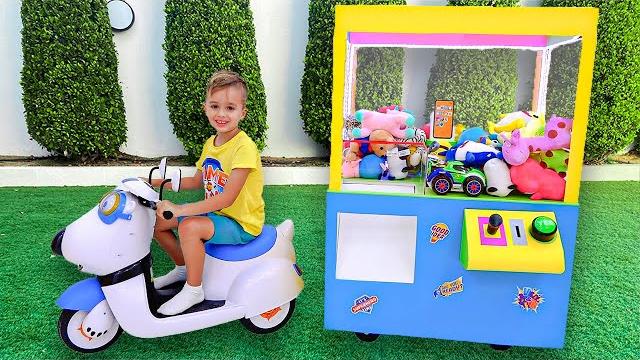 Vlad and niki claw machine with toys kids story Vlad and niki claw machine with toys kids story