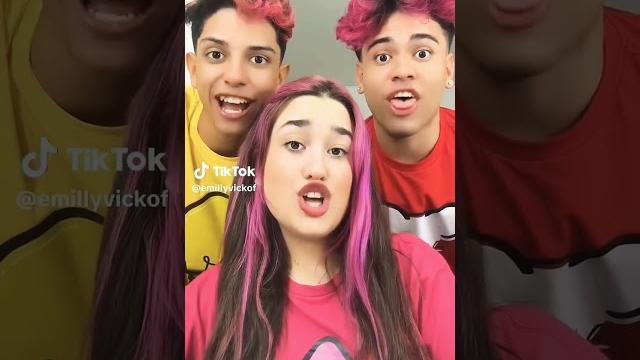 Emilly vick , leozinn e robson Emilly vick , leozinn e robson