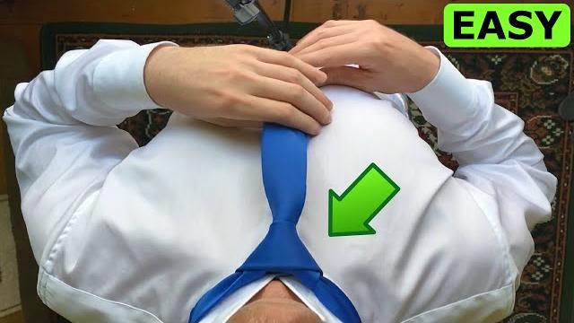 How to tie a tie easy (windsor knot) How to tie a tie easy (windsor knot)