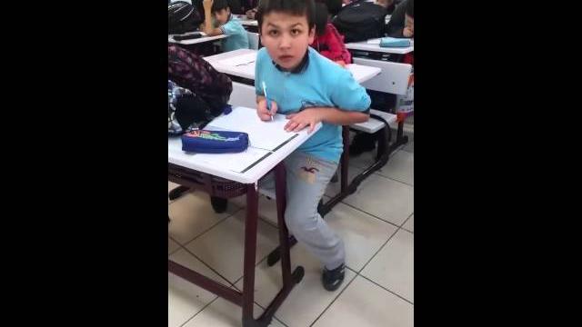 1 dakikanız kaldı - trolleyen öğretmen 1 dakikanız kaldı - trolleyen öğretmen