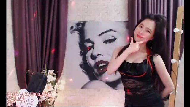 韩国女主播朴丽婷19禁热舞1 韩国女主播朴丽婷19禁热舞1