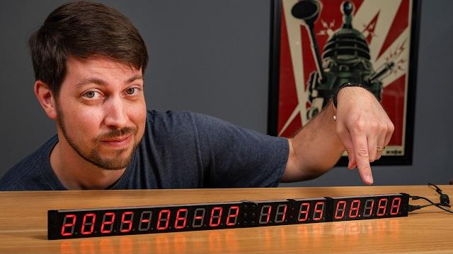 Your eyes are too slow for this clock Your eyes are too slow for this clock
