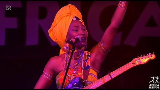 Fatoumata diawara in concert - 30th africa festival würzburg (2018) Fatoumata diawara in concert - 30th africa festival würzburg (2018)