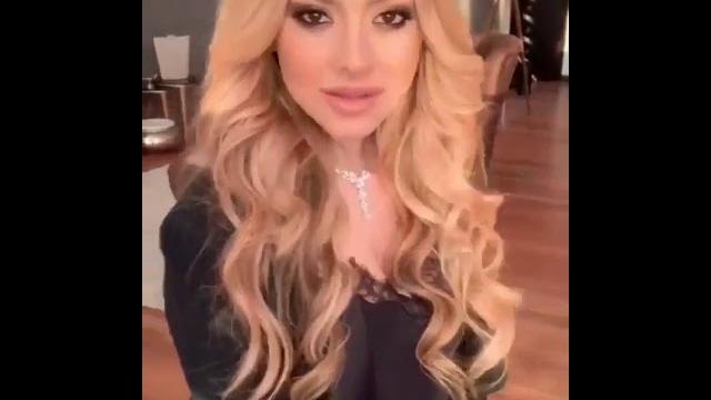 Hadi̇seden azdirici dudak show Hadi̇seden azdirici dudak show